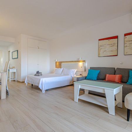 Benal Beach Suite, Parque Acuatico Y Vistas Al Mar Benalmádena Exterior photo