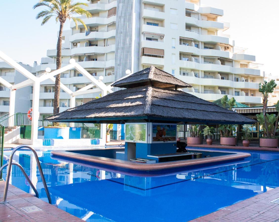 Benal Beach Suite, Parque Acuatico Y Vistas Al Mar Benalmádena Exterior photo