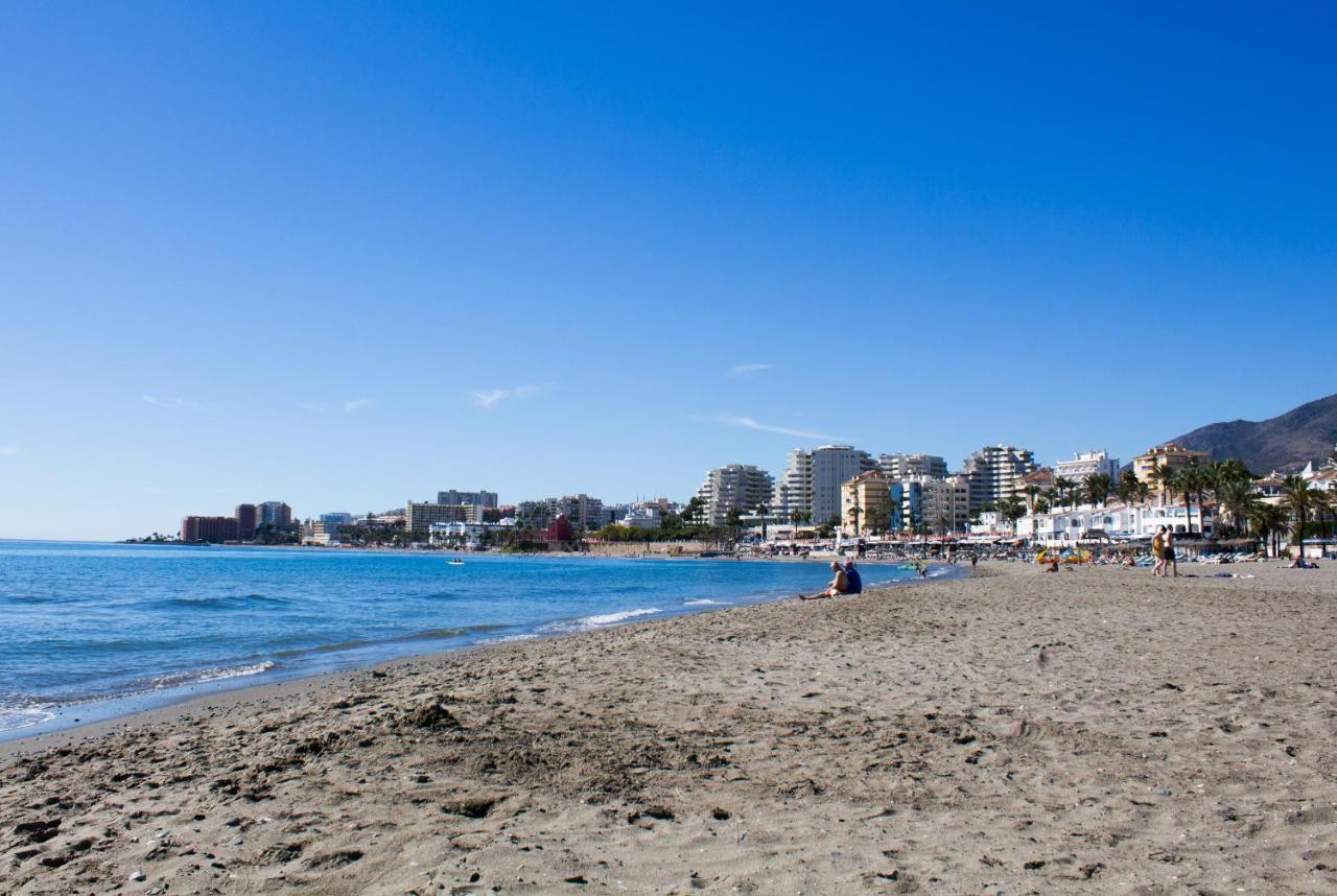 Benal Beach Suite, Parque Acuatico Y Vistas Al Mar Benalmádena Exterior photo