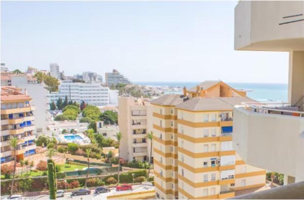 Benal Beach Suite, Parque Acuatico Y Vistas Al Mar Benalmádena Exterior photo